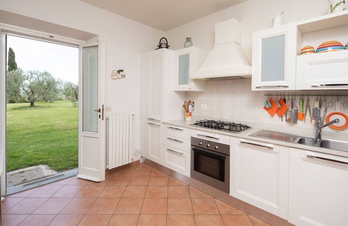 Lastra a Signa Villa | Villa Colomba: Family-Friendly Stay with Private Pool