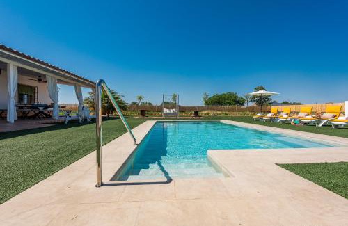 La Carlota Villa | Discover Villa Colona: Oceanfront Retreat with 9.7/10 Rating