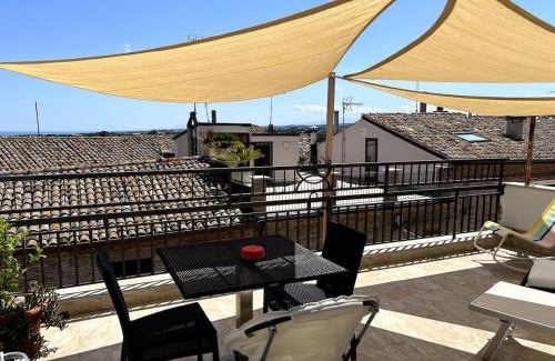 Campofilone House | Villa Colonia: Family-Friendly Retreat with Ocean Views