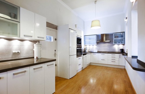 Vila-Seca Villa | Colonial Historic Villa with Private Pool and Tennis Court