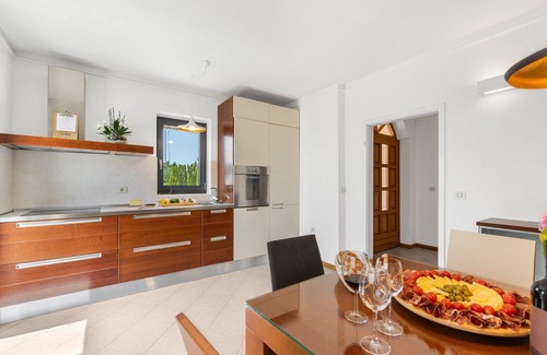 Trviz Villa | Villa Colors of Nature: Family-Friendly Retreat with Pool