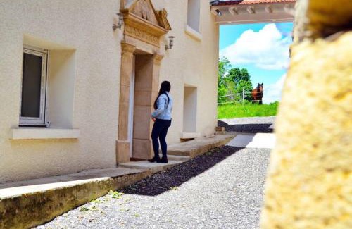 Beausemblant Villa | Tranquil Villa with Breathtaking Views and Pool Access