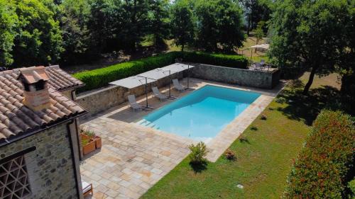 Umbertide Villa | Villa Comunaglia: Oceanfront Retreat with Panoramic Pool