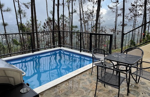 Jarabacoa Villa | Villa con la Mejor Vista: Privacidad, Piscina y Chimenea