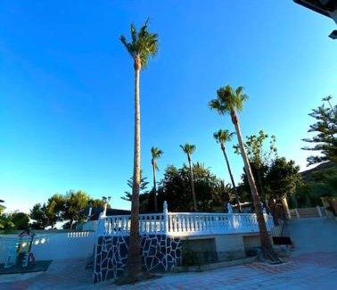 Alicante House | Inviting Villa with Private Pool and Oceanfront Views