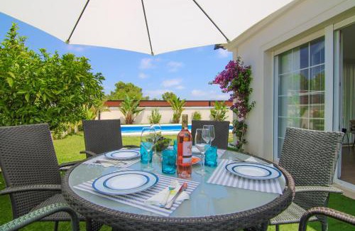 Polop Villa | Private Pool Retreat in Polop with Top Guest Rating