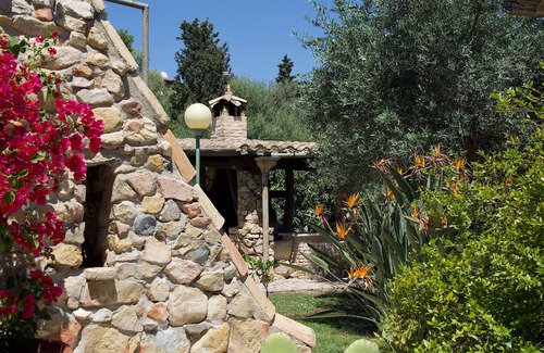 Cuili Murvoni Villa | Villa 'Con Piscina Solanas': Relax by the Pool & Enjoy Views