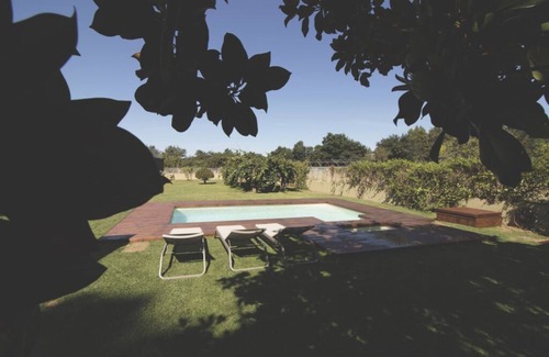 Pontevedra House | Villa with Pool & Paddle Court, 10/10 Guest Rated
