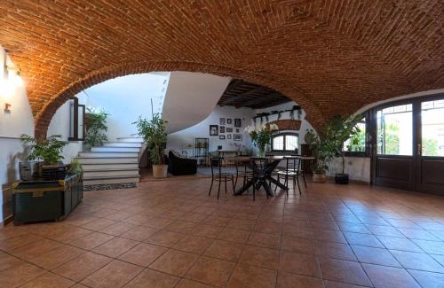 Lignana Villa | Villa with Private Terrace and Garden for Memorable Stays