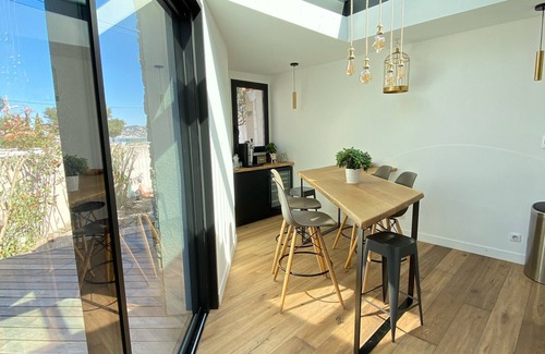 8th Arrondissement Villa | Modern Villa at Pointe Rouge with Oceanfront Views & Pool