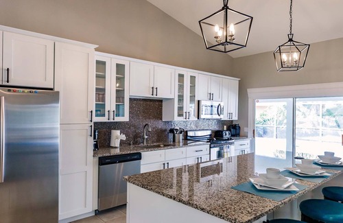 Cape Coral Villa | Discover Villa Coral Cove: Heated Pool & Ocean View Retreat