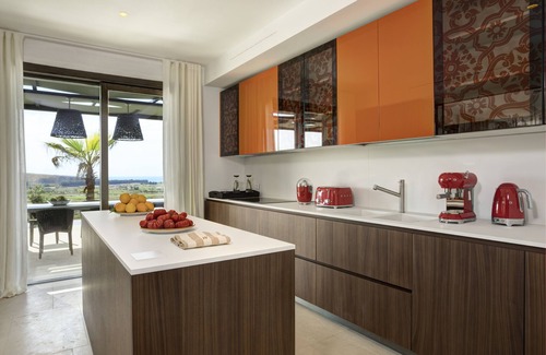 Sciacca House | Discover Villa Corallo 1: Pet-Friendly Paradise with Pools