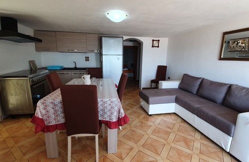 Marina San Gregorio House | Seaside Villa Cordella: Relaxing Oasis in Felloniche