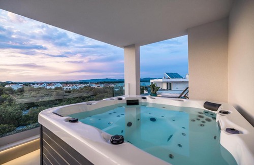 Murter Villa | Unmatched Oceanview Retreat at Villa Corus - 10/10 Rated