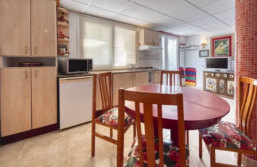 Vidreres Villa | Villa Costacabana - Geolouk: Private Pool and Wi-Fi Oasis