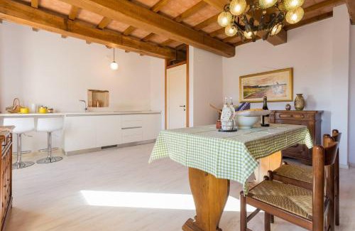 Sigillo Apartment | Cozy Villa Costanzi: Pet-Friendly Retreat Near Cucco