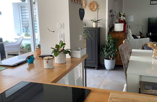 Stella-Plage Villa | Villa Cosy: Family-Friendly Retreat with Kitchen Access