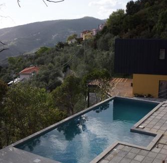 Casarza Ligure Villa | Discover Villa Crassula: Oceanfront Oasis with Pool