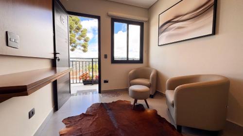 Vila Britania Apartment | Villa Cristalle: Pet Friendly Retreat in Campos do Jordão