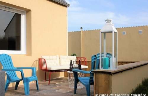 Landeda House | Oceanfront Villa d'Aodren: Guest Rated 10/10 Retreat