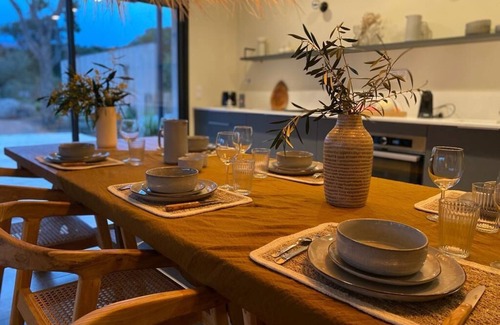 Sainte-Lucie-de-Porto-Vecchio Villa | Villa D'architecte "Casa Verde": Family-Friendly Retreat Near Beach