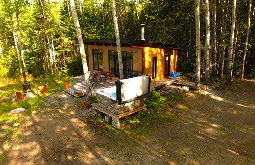 Saint-Simon Ski Chalet | Guest Rated: Chalets BSL with Spa, Hot Tub & Family Fun