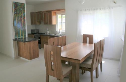 Costambar Villa | Gorgeous Villa Deluxe Costambar: Oceanfront Stay with Pool