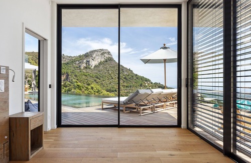 Vence Villa | Villa D'exception: Breathtaking Sea Views & Family-Friendly
