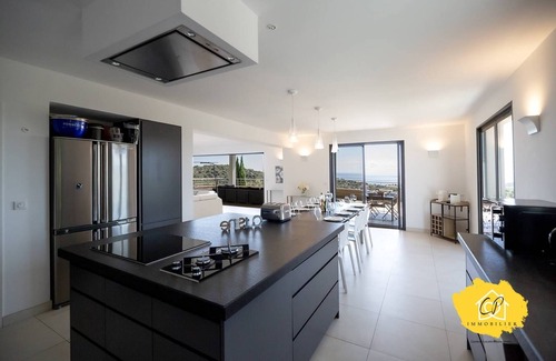 Santa Giulia Apartment | Elegant Villa with Pool and Ocean View for Memorable Stays