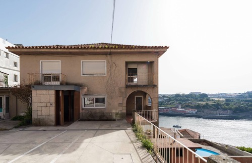 Lordelo do Ouro e Massarelos Apartment | Discover Villa D' Ouro: Pool, Spa & Perfect 10 Rating
