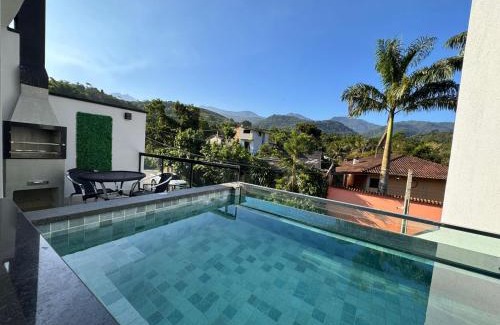 Ponte Branca Villa | Villa da Serra 2: Private Pools and Oceanfront Bliss
