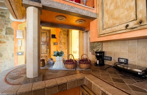 Guiglia House | Experience Villa Dacia: Guest Rated 9.8 with Ocean Views