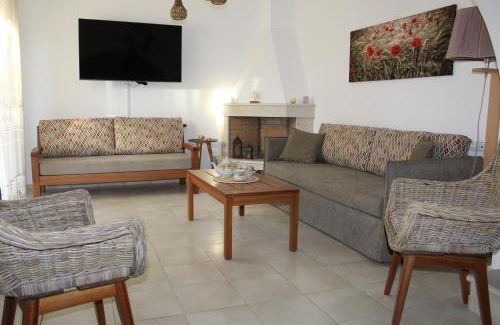 Skotino Villa | Villa Dafni: Private Pool & Ocean View in Paradise