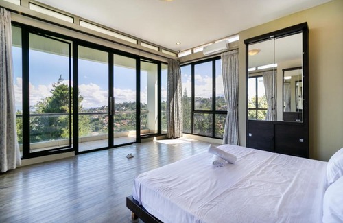 Ciburial Villa | Villa DagoResor Kanata: 4-Star Escape with Private Pool