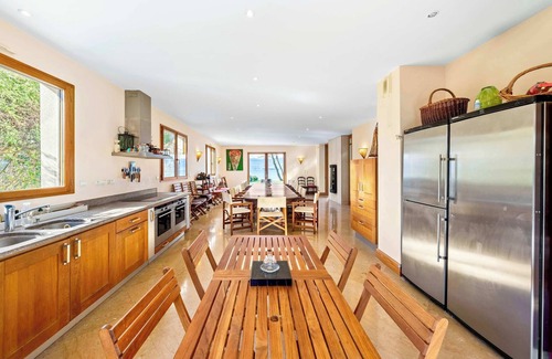 Nernier Villa | Villa Dame du Lac - Waterfront Masterpiece