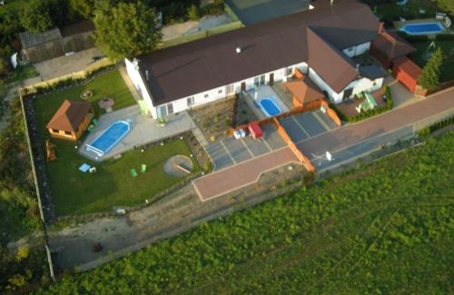 gmina Sianow Apartment | Villa Daniela II: Oceanfront Retreat with Pool & Hot Tub