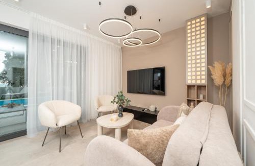 Novalja Apartment | Villa Dantela with Private Pools