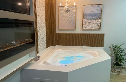 Palhoca Apartment | Top-Rated Villa Das Conchas with Pool and Hot Tub