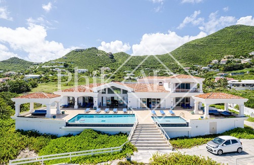 Upper Prince's Quarter Villa | Elegant Villa de 10 Chambres Les Pieds Dans L'eau in Guana Bay