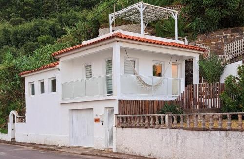 Faial Da Terra House | Discover Villa de Bruma in Faial da Terra - Rated 9.6/10
