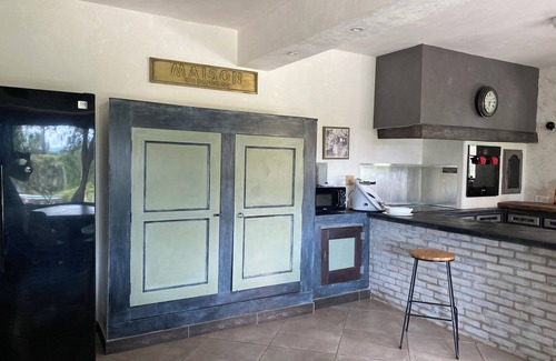 Le Cannet-des-Maures Villa | Relax at Villa de Charme in Parc Naturel des Maures