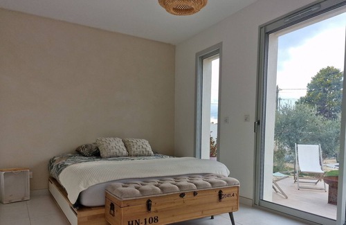 Saint-Chamas House | Charming Villa de Charme in Saint-Chamas by the Etang