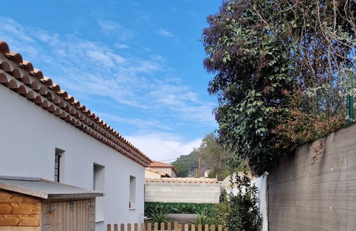Saint-Chamas House | Charming Villa de Charme in Saint-Chamas by the Etang