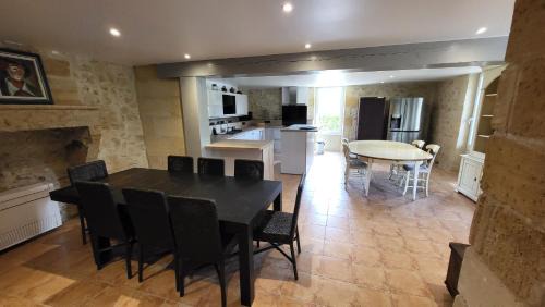 Montcaret Villa | Villa de charme rénovée Périgord pourpre