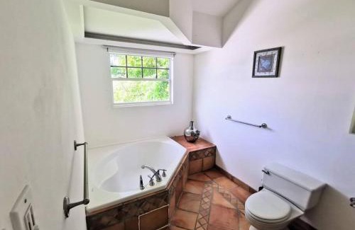 Pelican Key Villa | Seaside Villa with Pool - Family Friendly Retreat