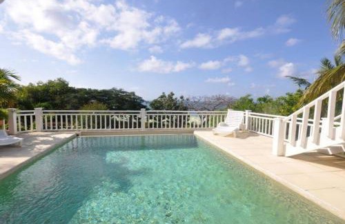 Pelican Key Villa | Seaside Villa with Pool - Family Friendly Retreat