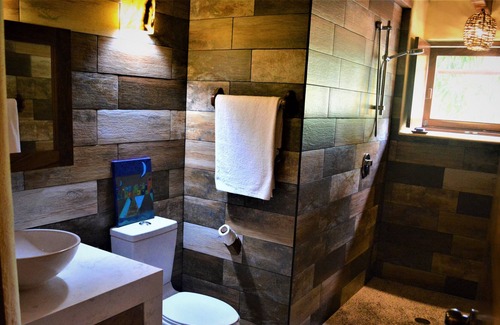 Saladita House | Unforgettable Retreat at Villa de los Mangos, Playa La Saladita