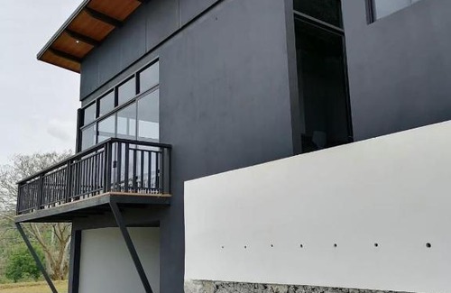 San Isidro Villa | Villa de Montaña: Family-Friendly Retreat with Hot Tub