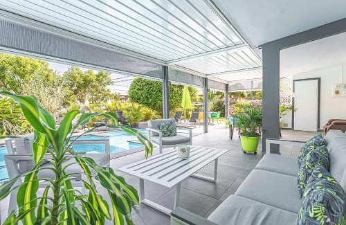 Belcourt Villa | Enchanting Villa de Reve with Private Pool in Baie Mahault