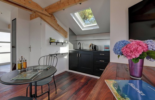Biarritz House | Beachfront Villa de Standing: Ideal for Families & Relaxation